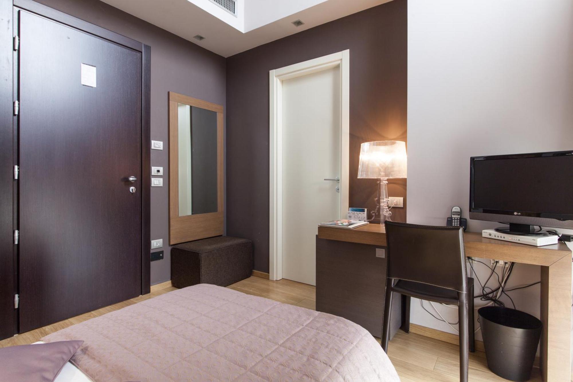 Hotel Michelangelo Forlì Esterno foto